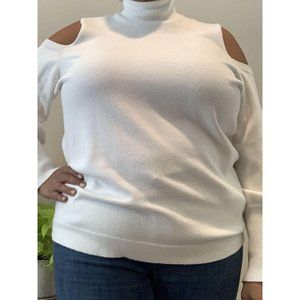 Eloquii – Off White Cold-Shoulder Turtleneck